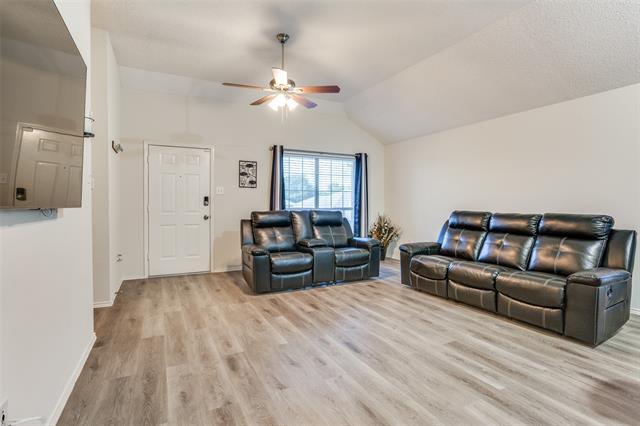 Building Photo - 1329 Rosewood Ln