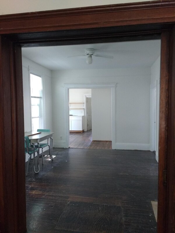 Building Photo - 2237 Wabash St
