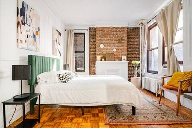 Building Photo - 235 E 89th St