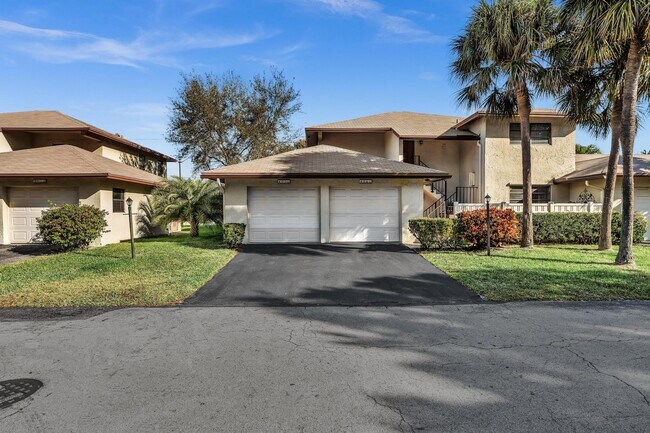 Foto del edificio - 1779 NE 40th Pl