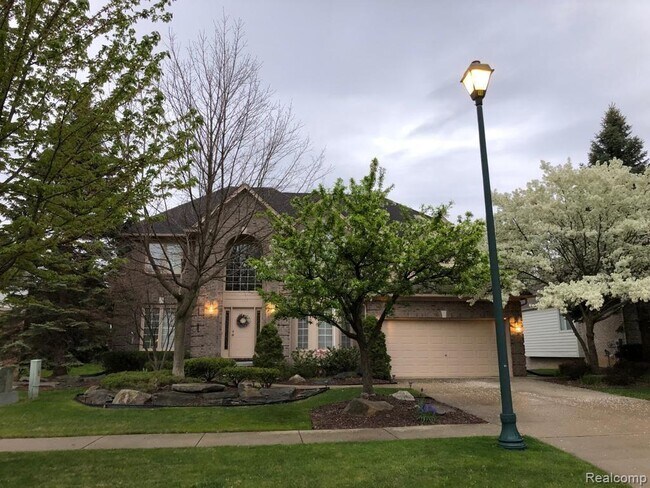Building Photo - 1403 Tulberry Cir