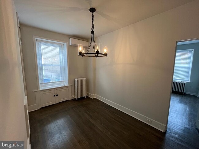 Building Photo - 357 Lyceum Ave