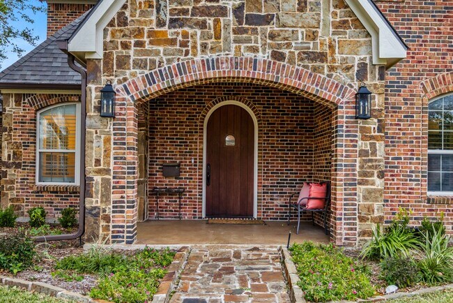 Foto del edificio - 3744 W Biddison St