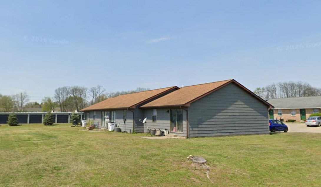 Foto del edificio - 8701 N Raintree Ct