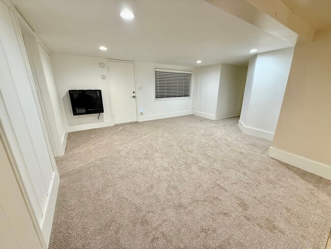 Living room - view from the kitchen - 211 West End Ave