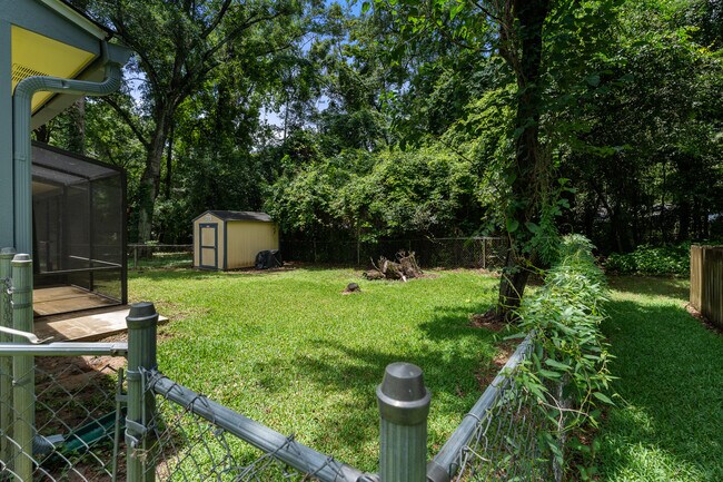 Foto del edificio - 2434 Jolene Ln