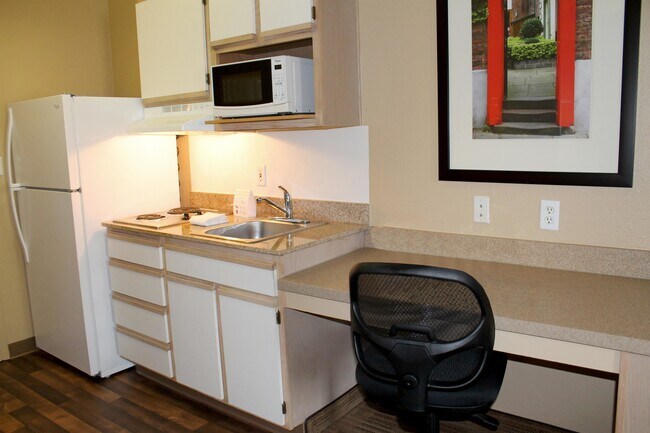 Building Photo - 15385 Katy Fwy