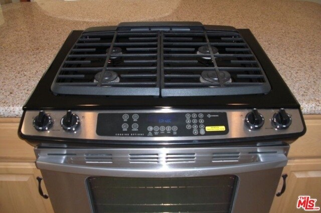 Foto del edificio - 806 N Alfred St