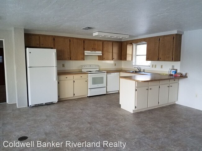 Building Photo - 3 br, 2 bath House - 11440 E. Blue Cove Drive