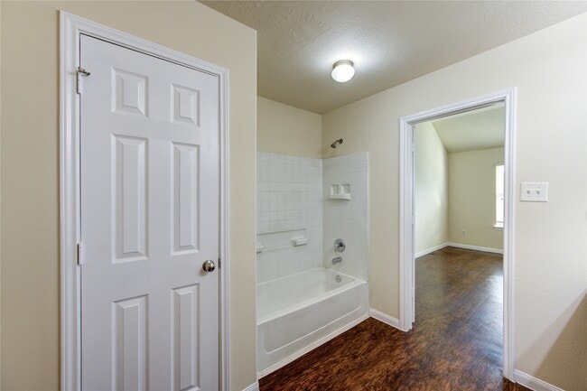 Foto del edificio - 15531 Kiplands Bend Dr