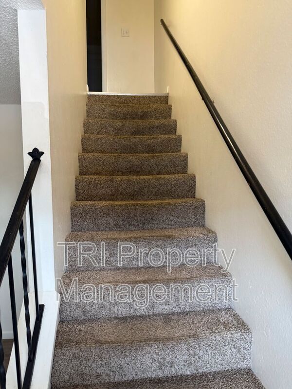 Foto del edificio - 732 37th Ave Ct