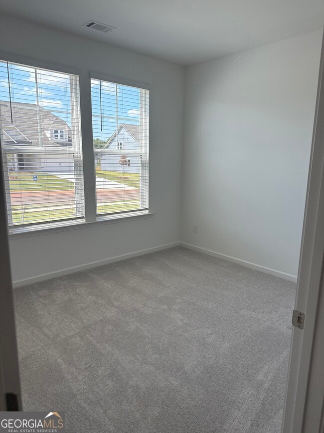 Building Photo - 205 Overton Dr