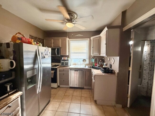 Foto del edificio - 140 Liberty St