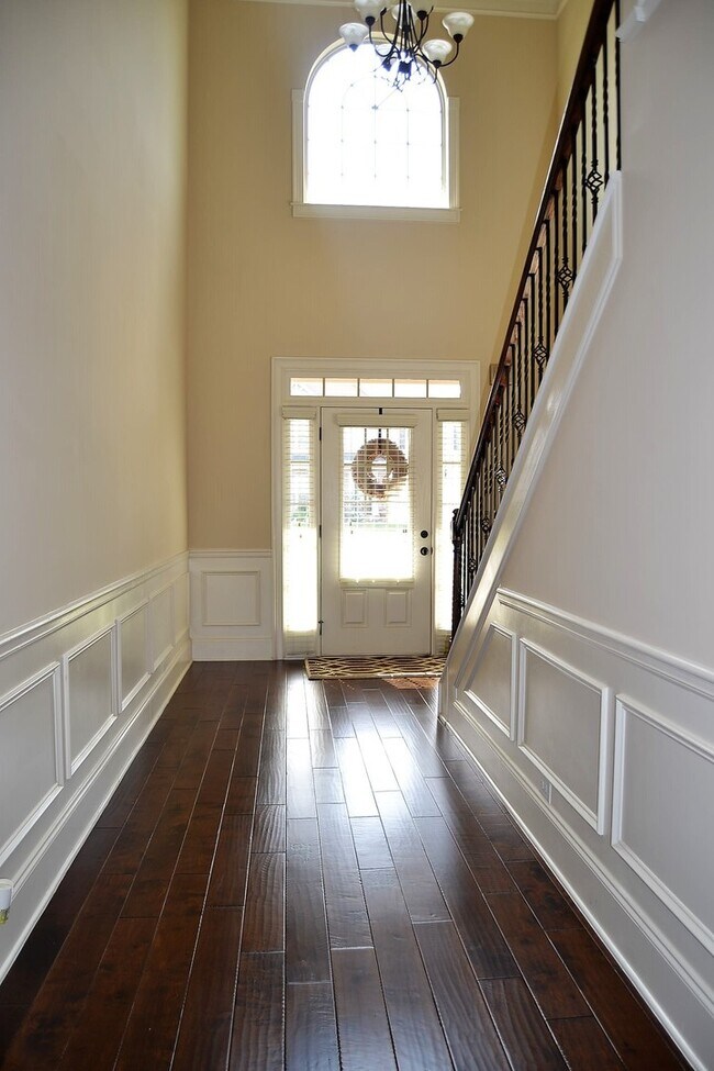 Building Photo - 516 Sagebrush Trail