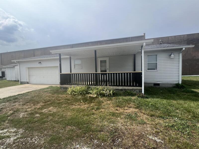 Primary Photo - 6146A Childers Rd