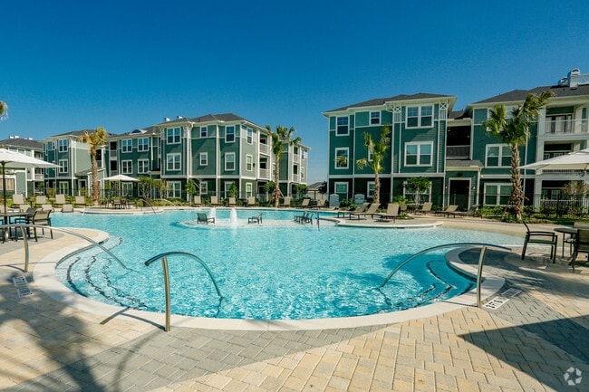 Southfork Lake Apartments Manvel, TX