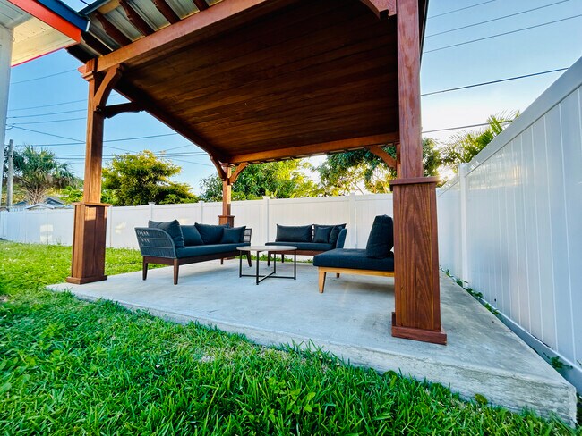Foto del edificio - 12296 144th Ln