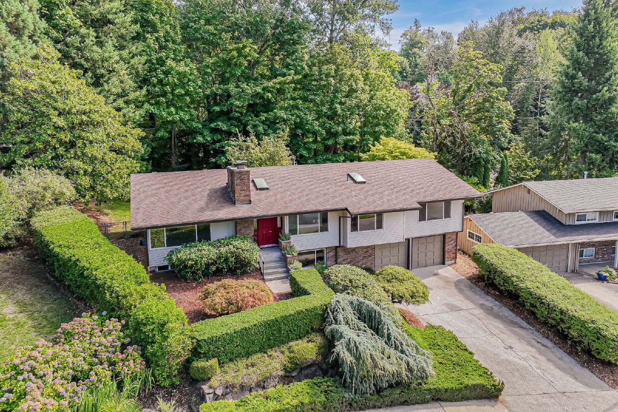 Photo - "Charming 4-Bed, 3-Bath Bellevue Gem at 13918 S.E. 23rd St – Your Perfect Home Awaits!"