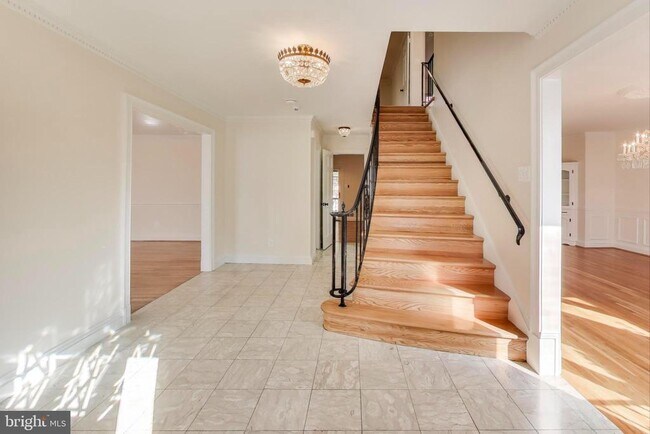 Foto del edificio - 4001 N Ridgeview Rd