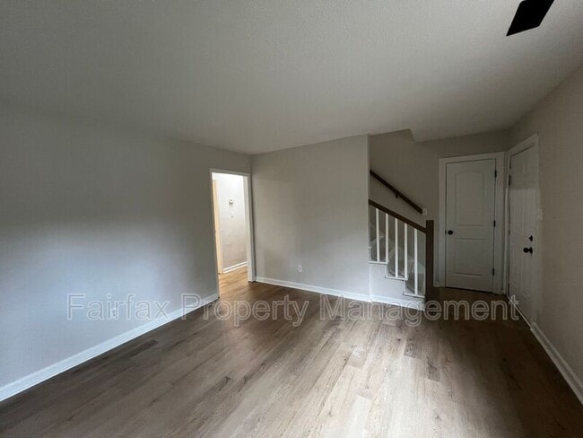 Building Photo - 800 Belvin Ave