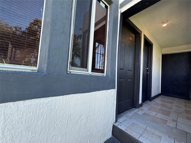 Building Photo - 22 NE 51st St