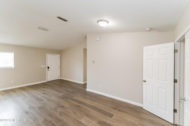 Building Photo - 7263 Eudine Dr N