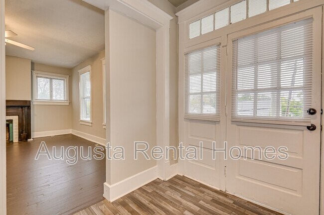 Foto del edificio - 107 4th St