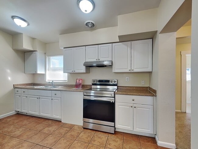 Building Photo - 9801 N 55th St