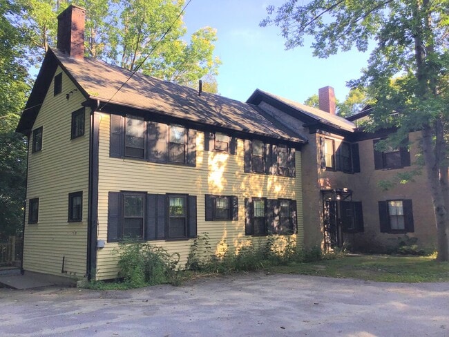 Building Photo - 113 Winthrop Street, Augusta