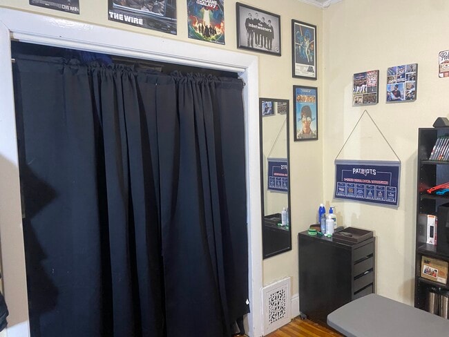 Building Photo - 2 Imrie Rd