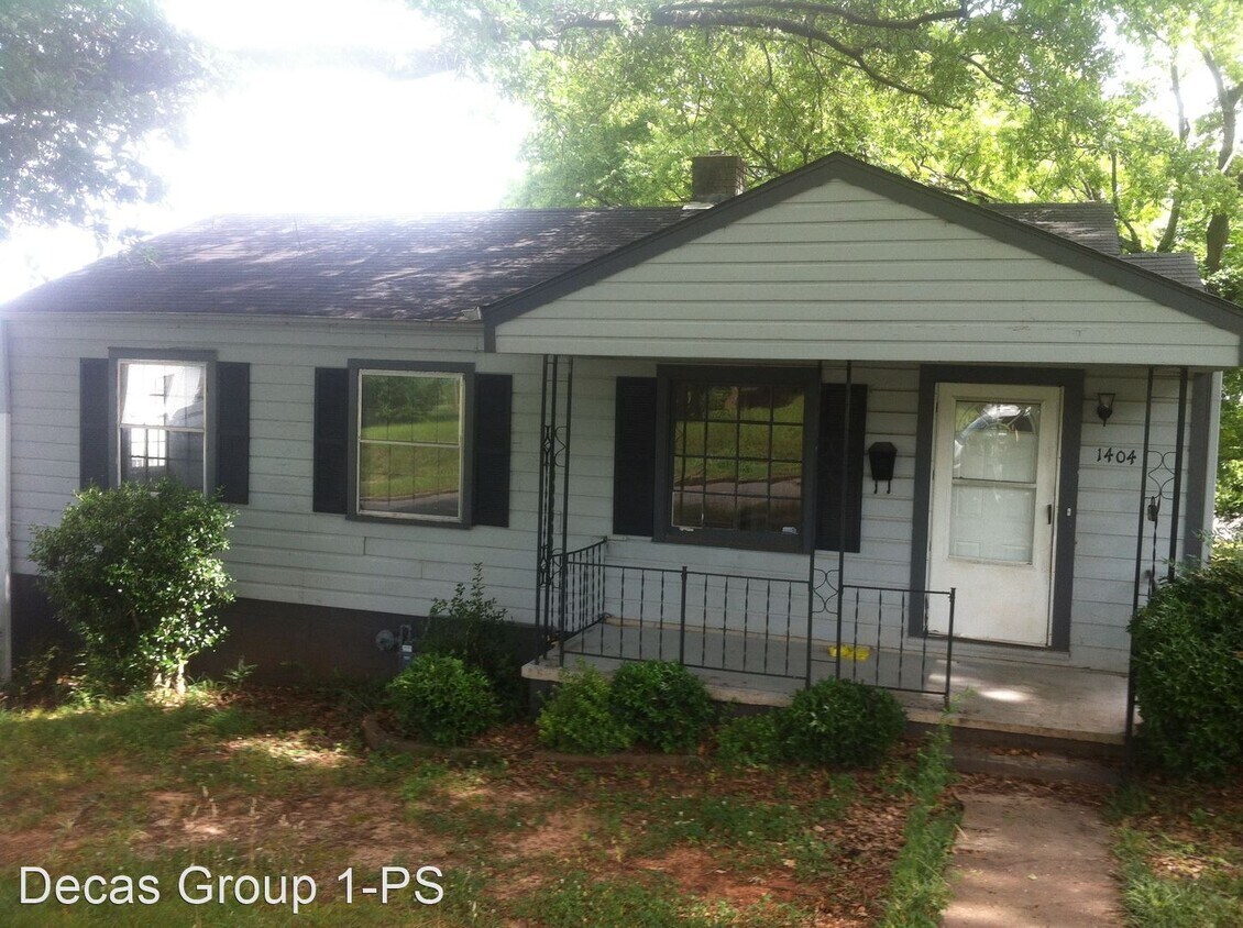 4 br, 1 bath House 1404 32nd Street Ensley House Rental in