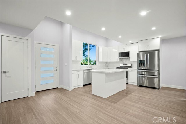 Building Photo - 5147 Fulton Ave