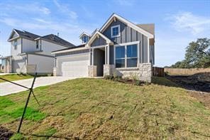 Foto del edificio - 212 Sand Lily Ln