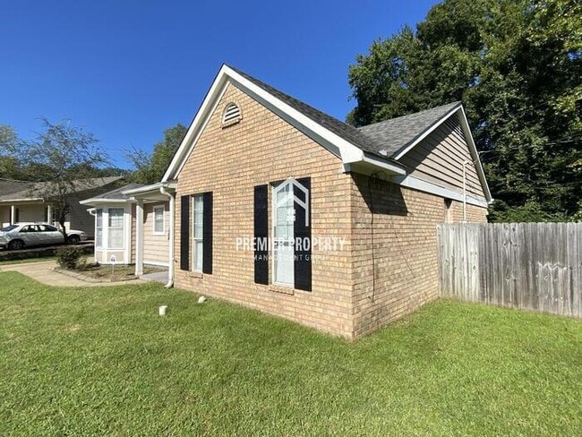 Building Photo - 4441 Sphinx Cove