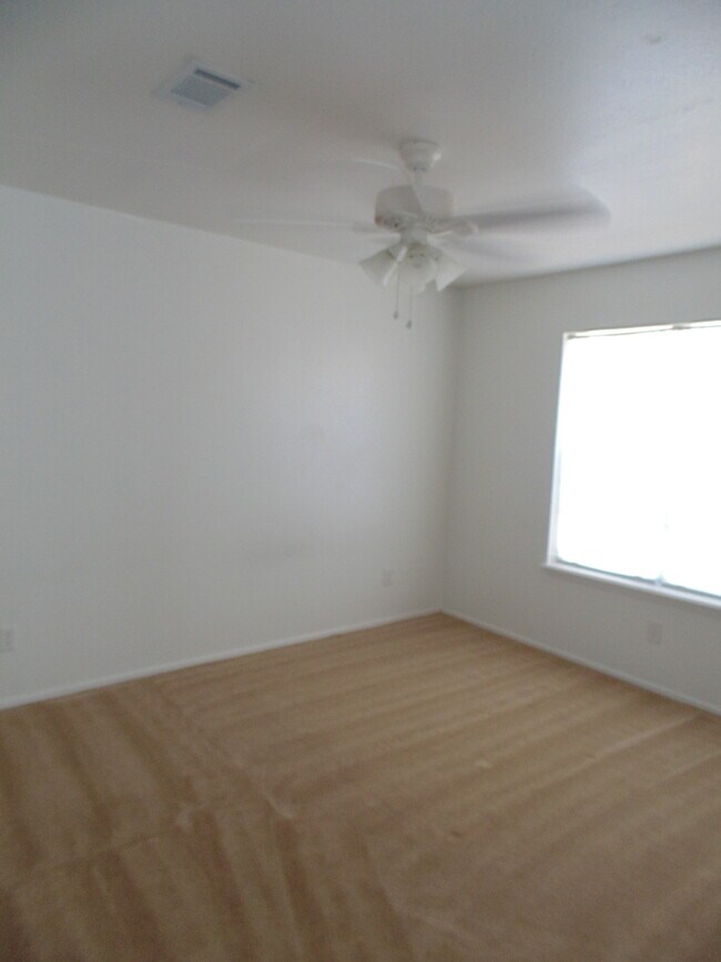 Building Photo - 3619EL