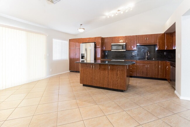 Building Photo - 1205 Spring Breeze Cir
