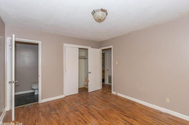Building Photo - 45 Whitmore Cir