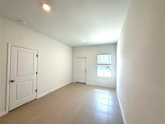 Foto del edificio - 2725 Skyline Lp