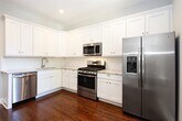 Primary Photo - 2047 W Evergreen Ave