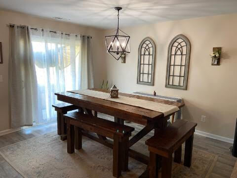 Foto del edificio - 1103 Farmhouse Ln