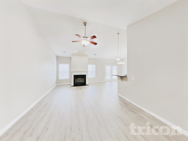 Foto del edificio - 1030 Ryan Ct