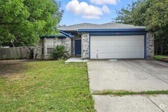 Building Photo - 4240 Appleyard Dr