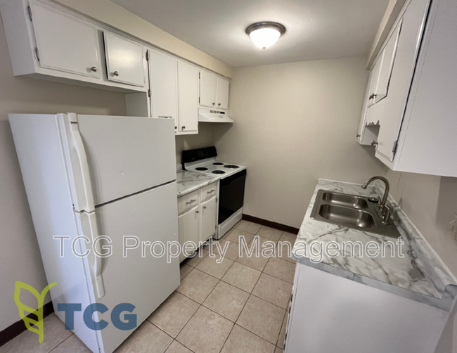 Building Photo - 1443 Catherine St