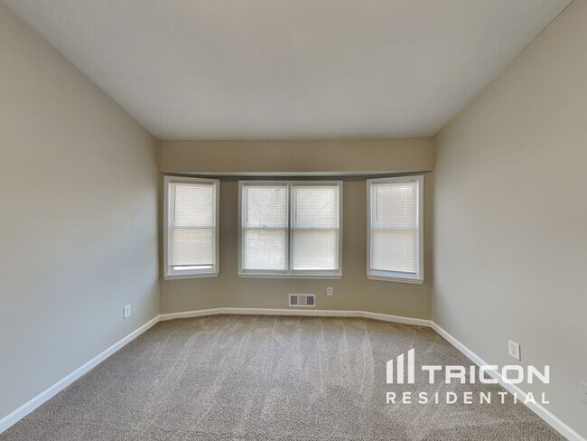 Foto del edificio - 1605 Windy Hill Pl SE