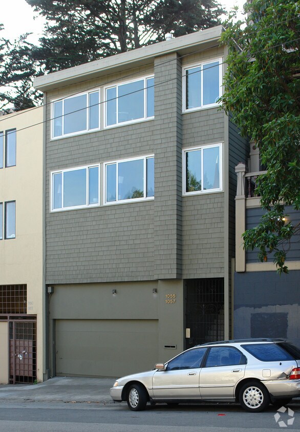 Building Photo - 1055 Haight St