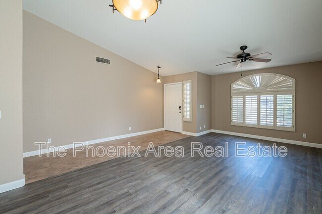 Foto del edificio - 6203 E Grandview St