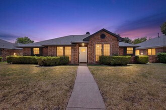 Building Photo - 3510 Amber Ave