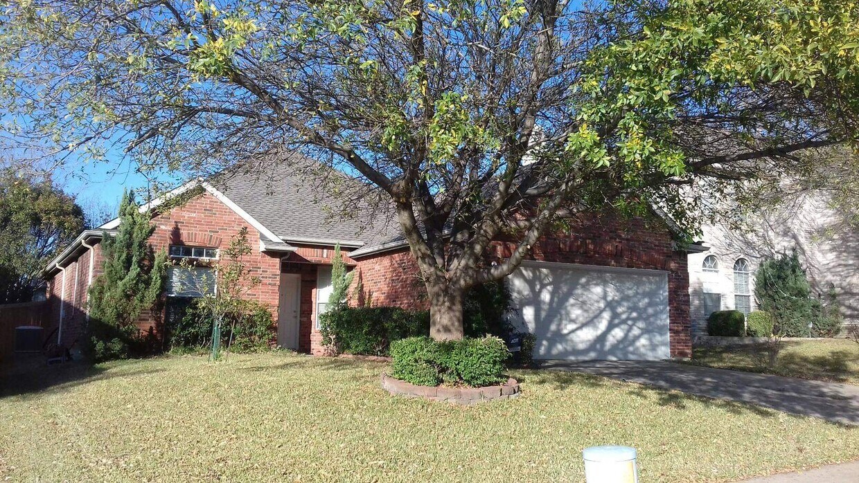 Primary Photo - 3109 Paradise Valley Dr