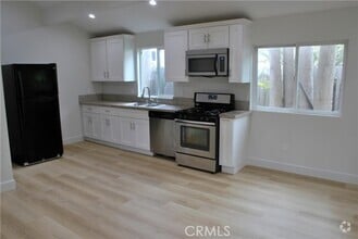 Building Photo - 7053 Corbin Ave