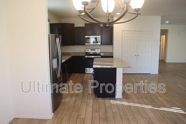 Foto del edificio - 6930 W Townley Ave